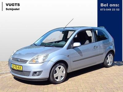 Blauw (metallic) Occasion 2006 Ford Fiesta Futura Hatchback | € 3.350 (Duur)