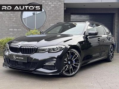 Zwart Occasion 2021 BMW 330 Executive Stationwagen | € 35.950 (Eerlijke prijs)