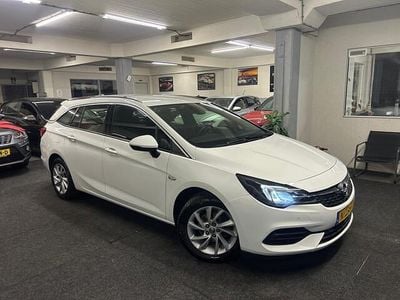 Wit Gebruikt 2021 Opel Astra Elegance Stationwagen | € 7.495 (Super prijs)