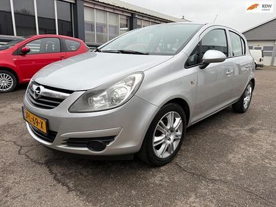 Grijs Occasion 2008 Opel Corsa Essentia Hatchback | € 3.250 (Eerlijke prijs)
