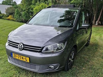 Grijs Gebruikt 2010 VW Touran Trendline MPV | € 6.755 (Eerlijke prijs)
