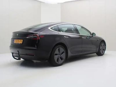 Zwart Gebruikt 2019 Tesla Model 3 Standard Range Sedan | € 15.400 (Goede deal)