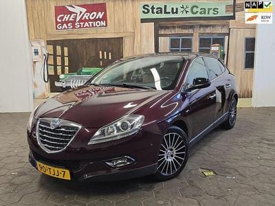Paars Occasion 2012 Lancia Delta Gold Hatchback | € 2.495 (Eerlijke prijs)