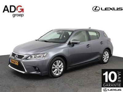 Lexus CT200h