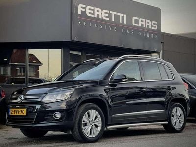Zwart (metallic) Gebruikt 2013 VW Tiguan Sport SUV | € 9.900 (Eerlijke prijs)