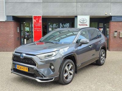 Grijs Gebruikt 2021 Toyota RAV4 Hybrid Plus SUV | € 38.440 (Eerlijke prijs)