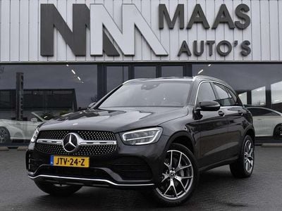 Grijs Occasion 2020 Mercedes GLC300e Business SUV | € 37.895 (Goede deal)