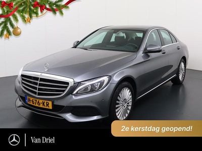Grijs (metallic) Gebruikt 2017 Mercedes C180 Exclusive Sedan | € 21.950 (Goede deal)