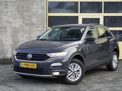 Grijs Gebruikt 2021 VW T-Roc Style SUV | € 17.450 (Goede deal)