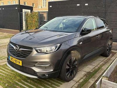 Grijs Occasion 2019 Opel Grandland X Innovation SUV | € 16.450 (Eerlijke prijs)