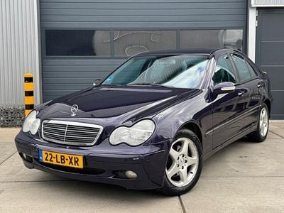 Mercedes C200