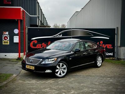 Lexus LS600h