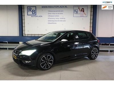 Zwart Occasion 2015 Seat Leon Business Hatchback | € 10.950 (Eerlijke prijs)