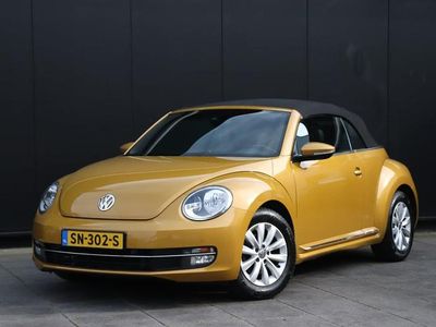 Occasion VW Beetle Cabriolet Exclusive 2016 Geel Cabriolet
