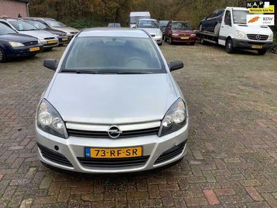 tweedehands Opel Astra 1.7 CDTi Essentia