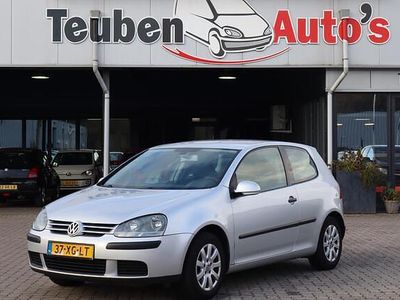 Occasion VW Golf IV Trendline 75 PK (55 kW) 2004 Grijs Hatchback