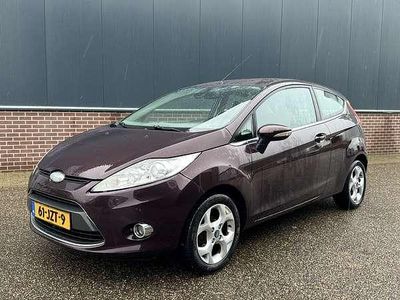 Paars Occasion 2009 Ford Fiesta Titanium Hatchback | € 3.495 (Goede deal)