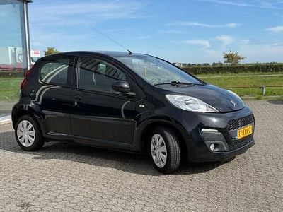 Zwart Gebruikt 2012 Peugeot 107 Active Hatchback | € 2.750 (Goede deal)