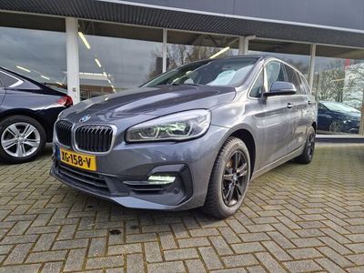 tweedehands BMW 218 2-SERIE GRAN TOURER BWJ 2019 i Executive Automaat NAVI / CAMERA / SPORTSTOEL / CLIMA / CRUISE / PARKEERSENSOREN /