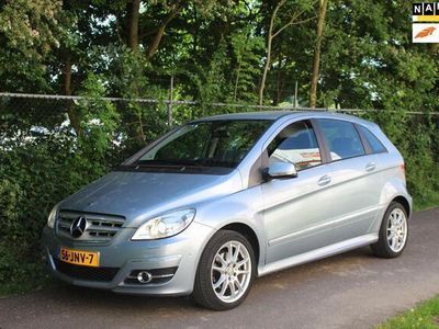 Mercedes B200