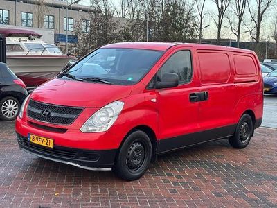 Rood Occasion 2009 Hyundai H 300 Active Van | € 2.799 (Goede deal)