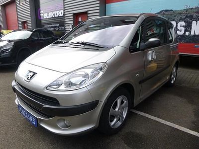 Occasion Peugeot 1007 73 PK (53 kW) 2005 Grijs MPV