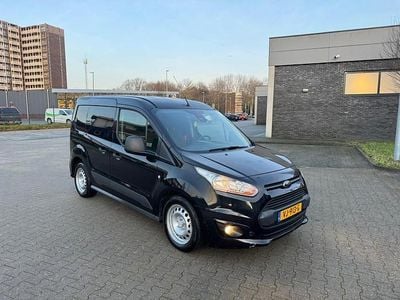 Zwart (metallic) Occasion 2014 Ford Transit Connect Trend MPV | € 4.950 (Goede deal)