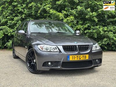 BMW 325