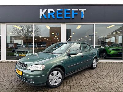 Groen Gebruikt 2002 Opel Astra Elegance Sedan | € 6.450