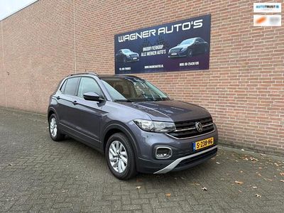 Grijs Gebruikt 2022 VW T-Cross Style SUV | € 21.950 (Eerlijke prijs)