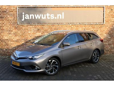 Occasion Toyota Auris 99 PK (72 kW) 2015 Bruin Stationwagen