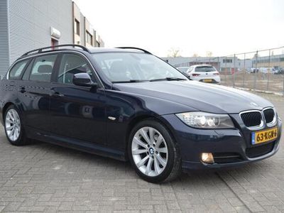 tweedehands BMW 320 3-SERIE Touring i High Executive bj09 airco cruise elec pak