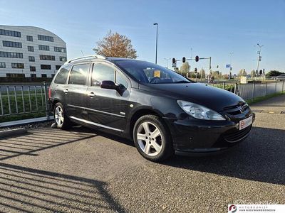 Zwart Gebruikt 2004 Peugeot 307 Stationwagen | € 1.950 (Duur)