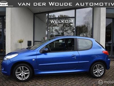 Blauw Occasion 2010 Peugeot 206 Hatchback | € 1.950 (Eerlijke prijs)