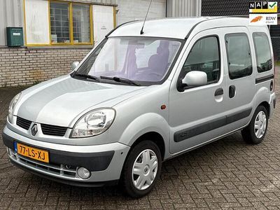 Grijs (metallic) Gebruikt 2003 Renault Kangoo Privilege MPV | € 995 (Goede deal)
