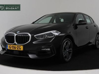 tweedehands BMW 118 118 i Executive Edition Sport Automaat (CARPLAY CA