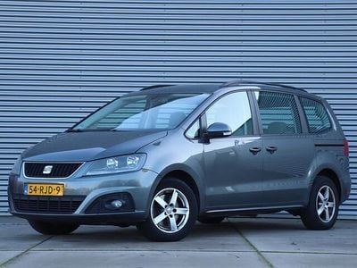 Grijs (metallic) Gebruikt 2011 Seat Alhambra Style MPV | € 3.900