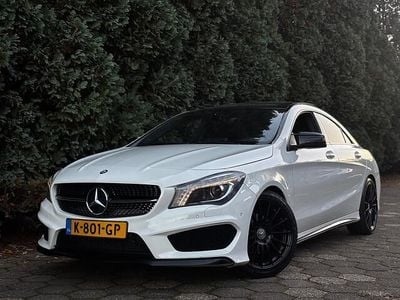Wit Occasion 2015 Mercedes CLA180 Prestige Sedan | € 15.450 (Eerlijke prijs)