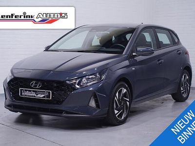 Grijs Occasion 2023 Hyundai i20 Trend Hatchback | € 21.850 (Eerlijke prijs)