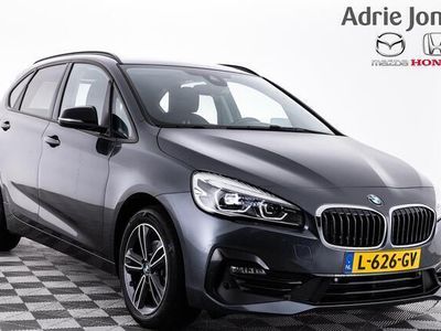 tweedehands BMW 218 2-SERIE Active Tourer i Executive Edition AUTOMAAT | NAVIGATIE | CRUISE CONTROL | CLIMATE CONTROL | SFEERVERLICHTING INTERIEUR | NED AUTO |