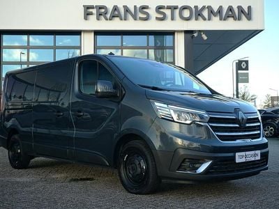 Grijs metallic Occasion 2024 Renault Trafic MPV | € 28.950 (Goede deal)