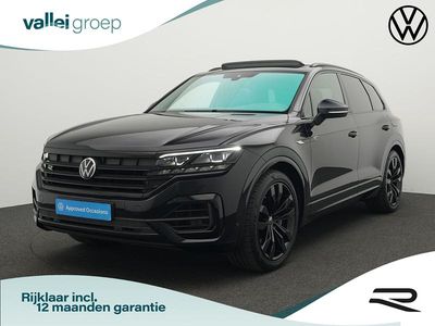 Zwart Occasion 2022 VW Touareg R SUV | € 71.900 (Duur)