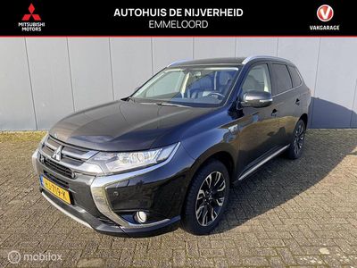 Occasion Mitsubishi Outlander P-HEV Edition 121 PK (88 kW) 2015 Zwart SUV
