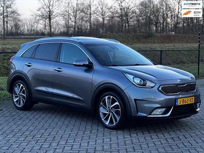 Grijs Occasion 2017 Kia Niro SUV | € 14.899 (Eerlijke prijs)