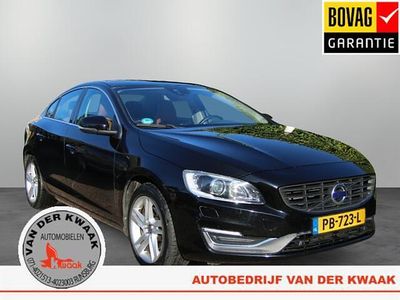 Zwart Occasion 2017 Volvo S60 Sedan | € 12.450 (Eerlijke prijs)