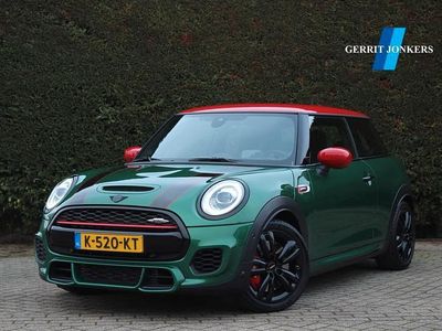Groen Occasion 2021 Mini John Cooper Works Essential Hatchback | € 28.900 (Eerlijke prijs)