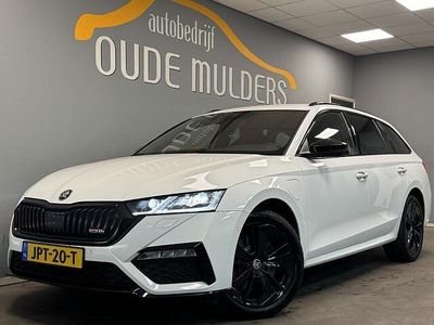 Wit Gebruikt 2022 Skoda Octavia RS Stationwagen | € 27.950 (Goede deal)
