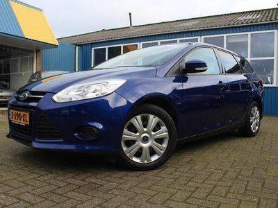 tweedehands Ford Focus Wagon 1.0i "Edition" Airco - Trekhaak - Nw Distributie !!!