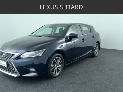Lexus CT200h