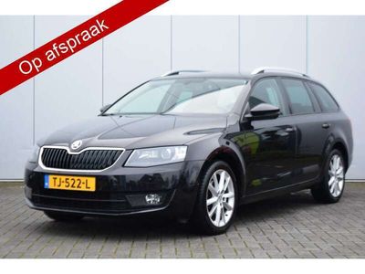 tweedehands Skoda Octavia Combi 2.0 TDI Greentech Elegance Bi-Xenon Stoelver